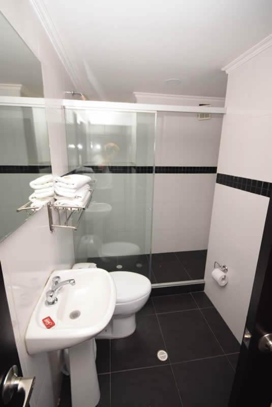 Hotel Zafiro Plaza Тунха Екстер'єр фото